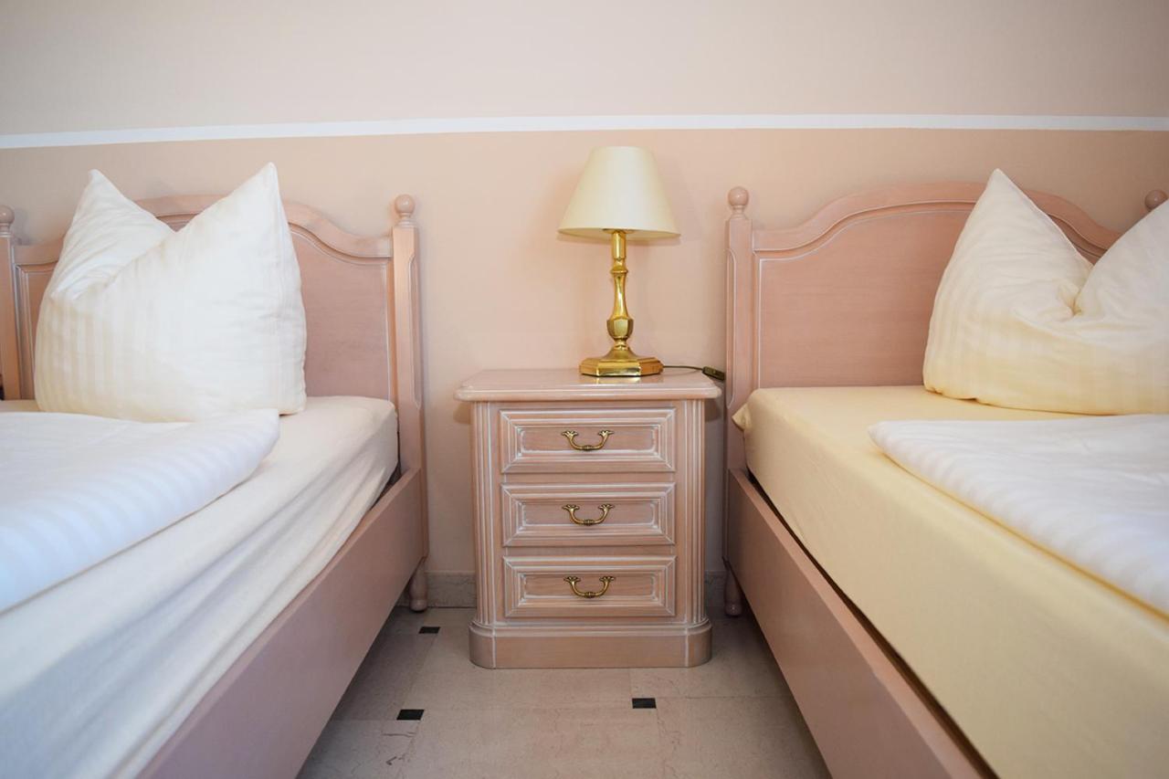 Gaestehaus Barese Bad Munder am Deister Bagian luar foto